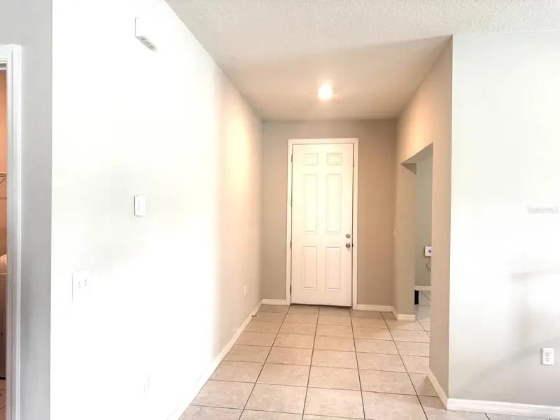 863 Hudson Valley Dr, FL