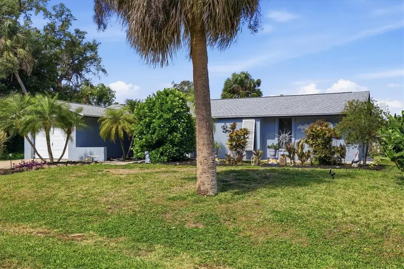 18461 Burkholder Cir, FL