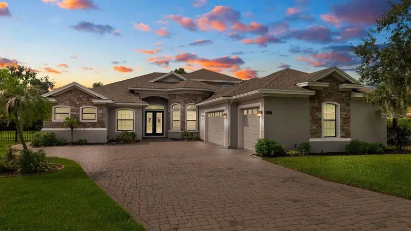 2120 Southern Oaks Ln, FL