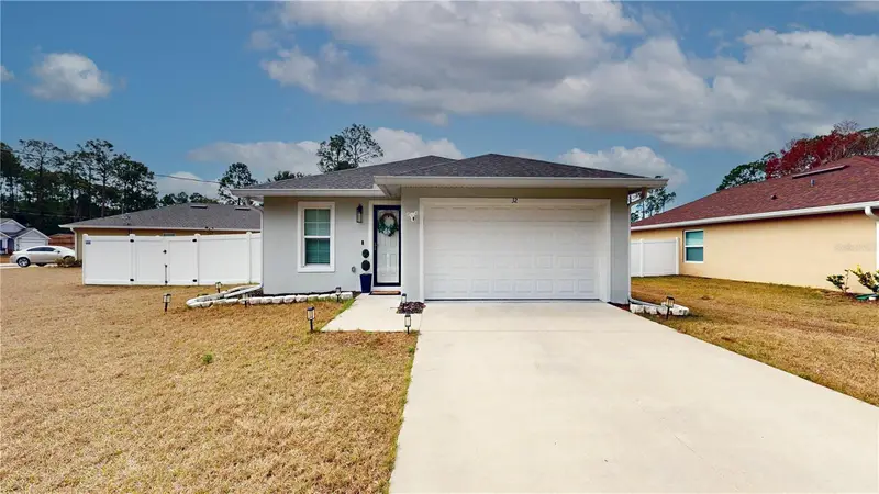 32 Rambling Ln, FL