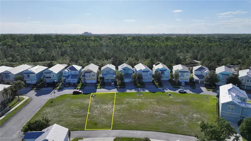 Fairview Cir, FL