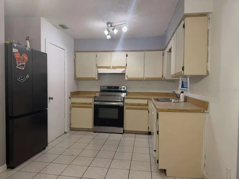 2824 W Huron Drive, FL