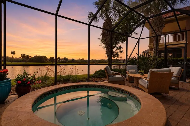 34 Kingfisher Ln, FL