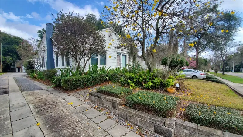 421 E Kaley St, FL