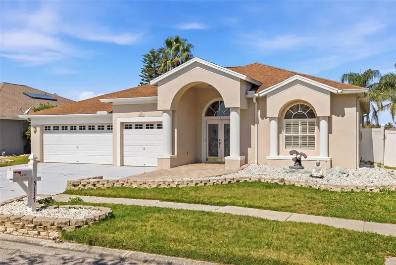 5117 Spectacular Bid Dr, FL