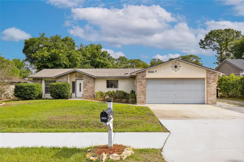 2707 Balkan St, FL