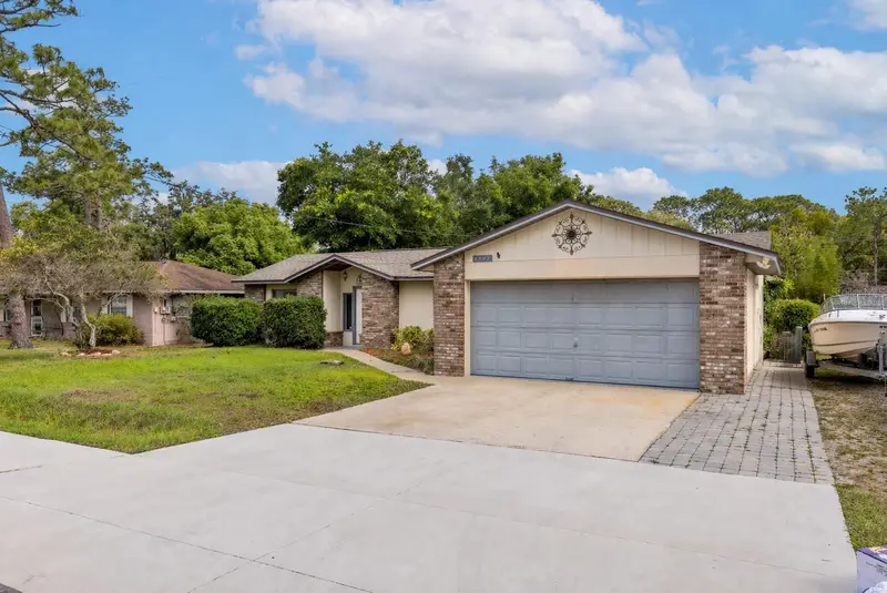 2707 Balkan St, FL