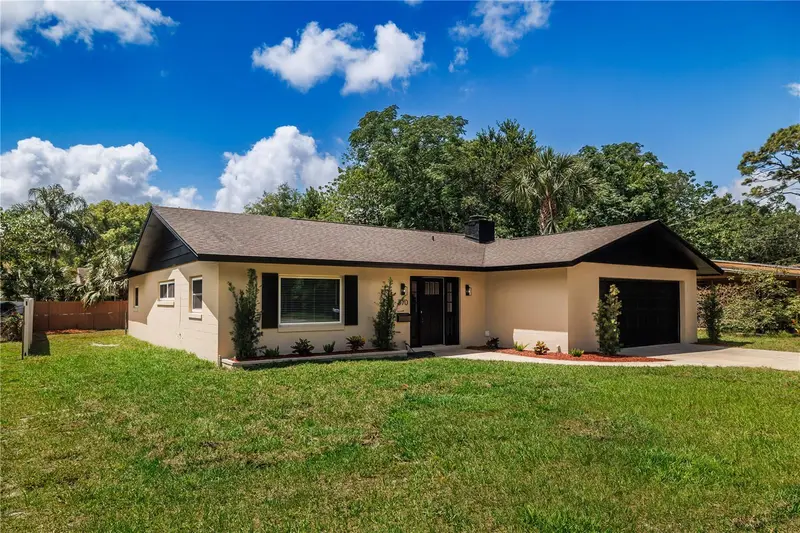 370 Sultana Ln, FL