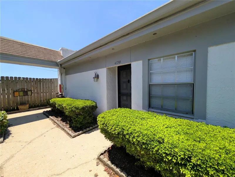 4758 Lake Villa Dr, FL