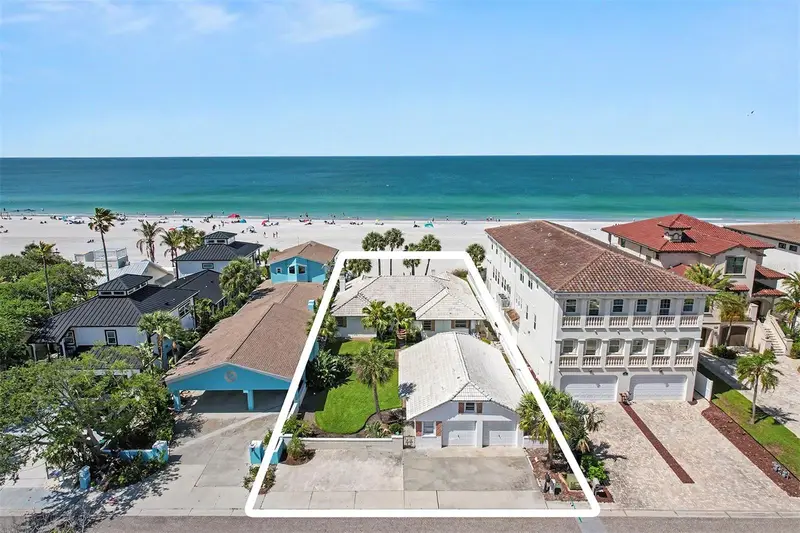 18206 Sunset Blvd, FL