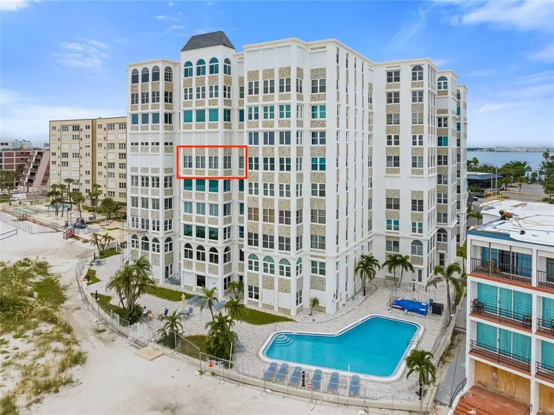 4950 Gulf Blvd #605, FL