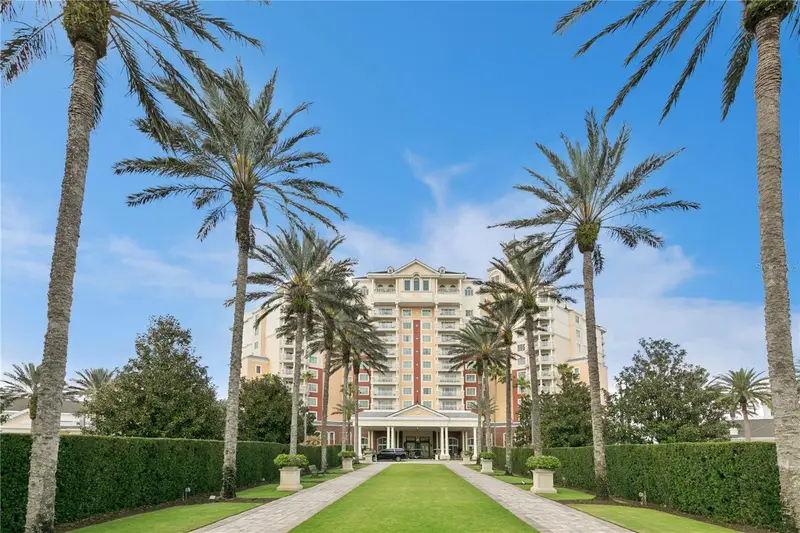 7593 Gathering Dr #503, FL