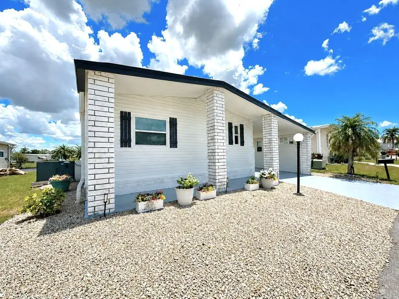 216 Martinique Rd, FL