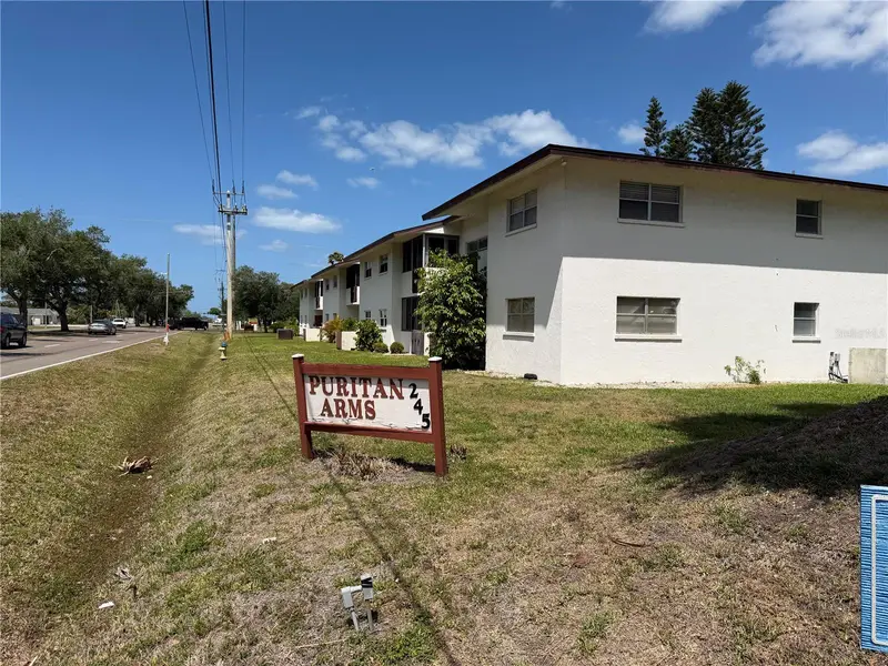 245 Center Rd #103, FL