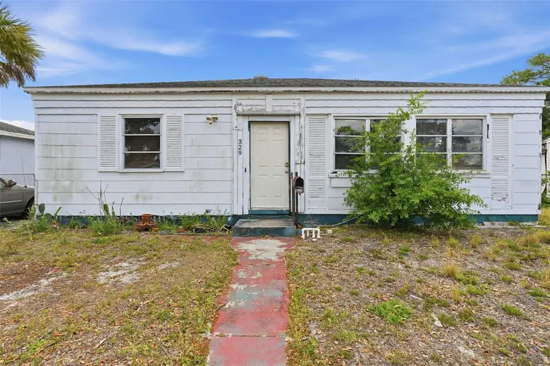329 Kingston St S, FL