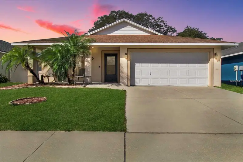 15427 Winter Breeze Ln, FL