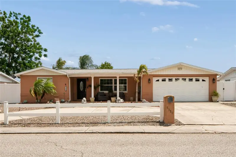 5330 Dove Dr, FL
