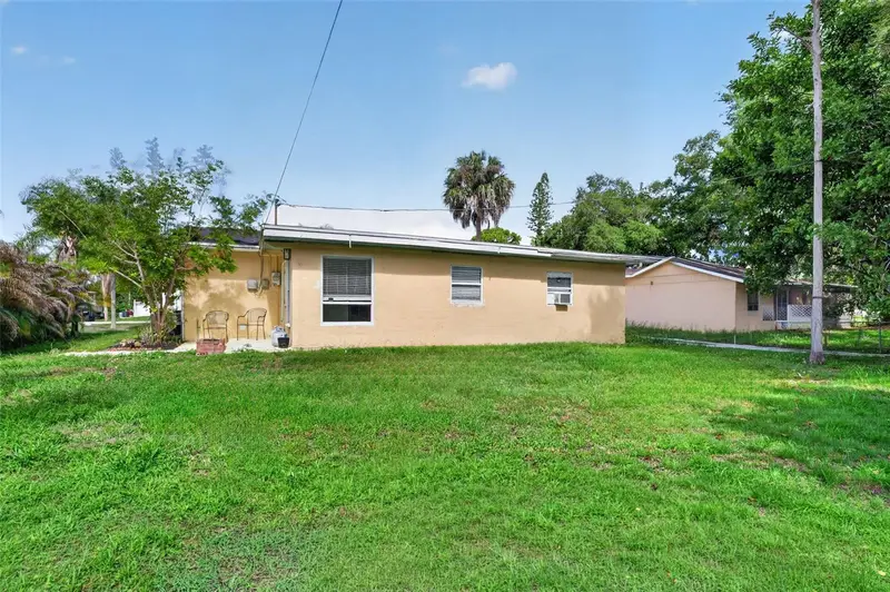 1934 Flamingo Dr, FL