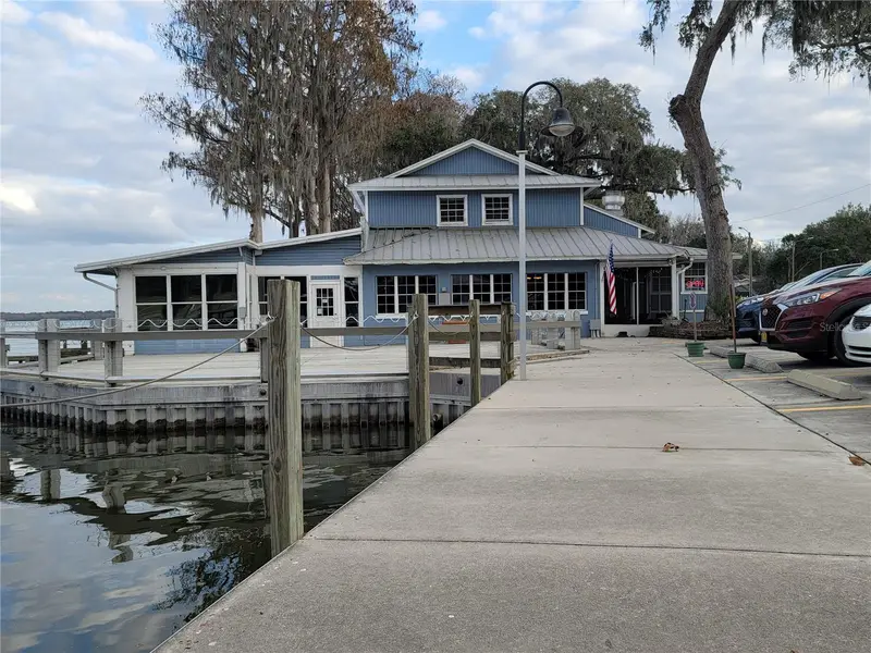 704 S Lakeshore Blvd, FL