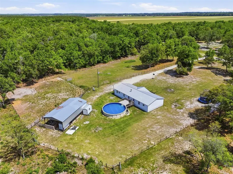 847 Sw Applewood Gln, FL