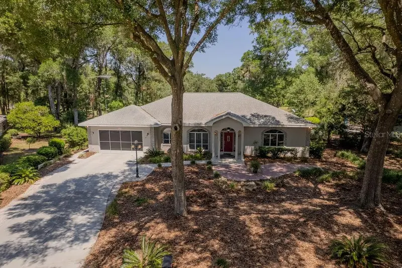 8710 Sw 190th Cir, FL