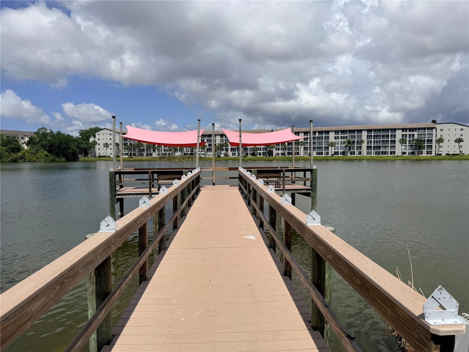 3621 Lake Bayshore Dr #J-403, FL