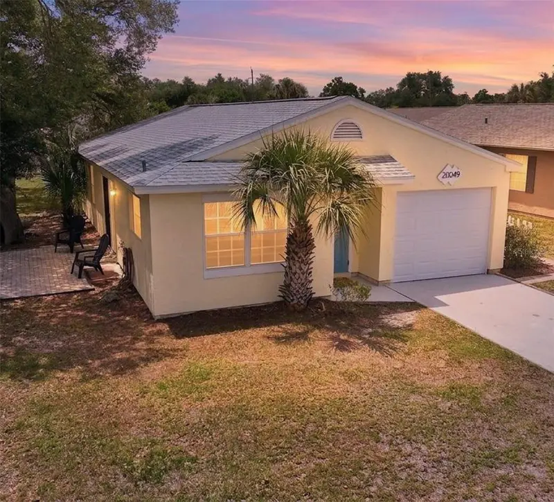 20049 Isobar Ave, FL