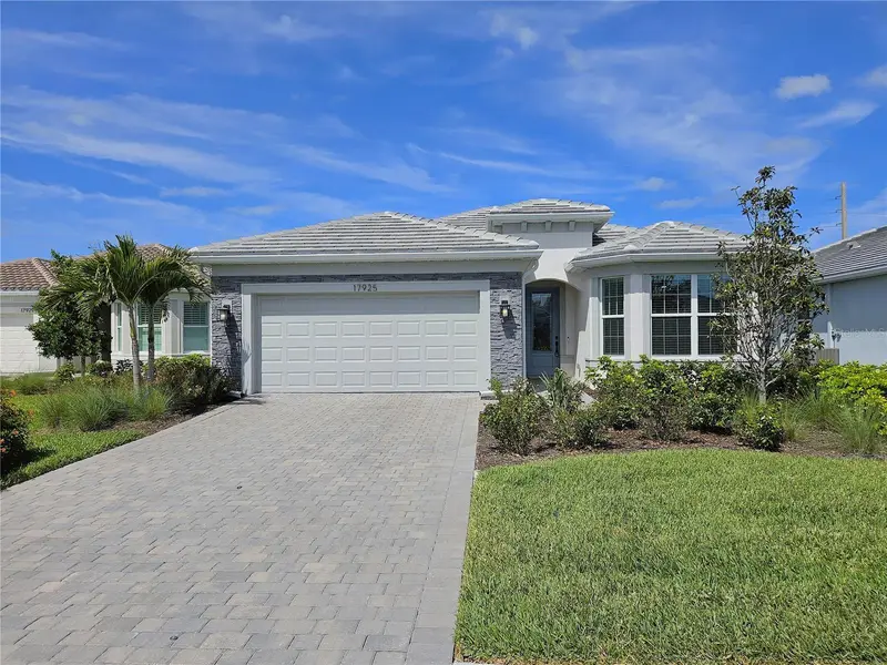 17925 Nadine Pl, FL