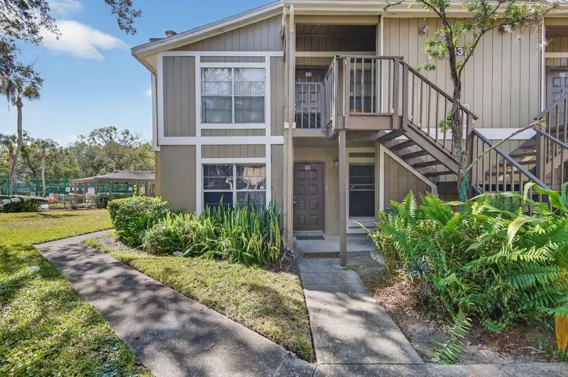 14319 Hanging Moss Cir #102, FL