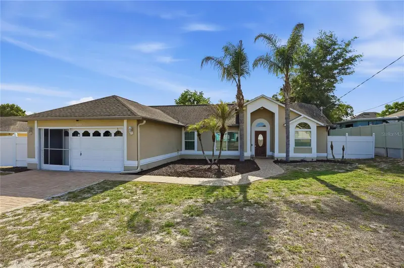 5277 Deltona Blvd, FL