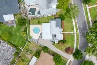 2111 Mallard Cir, FL