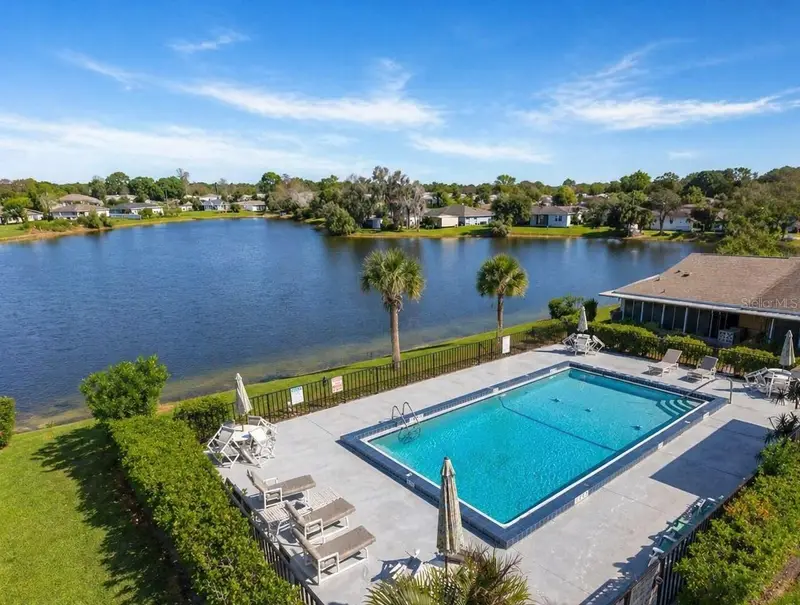 67 E Country Cove Way, FL
