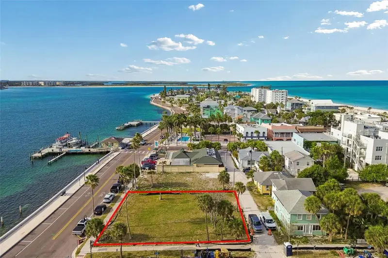 808 Pass A Grille Way, FL
