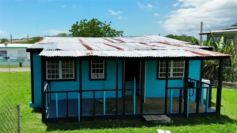 Sola 10 Bo Llanos Costa, PR
