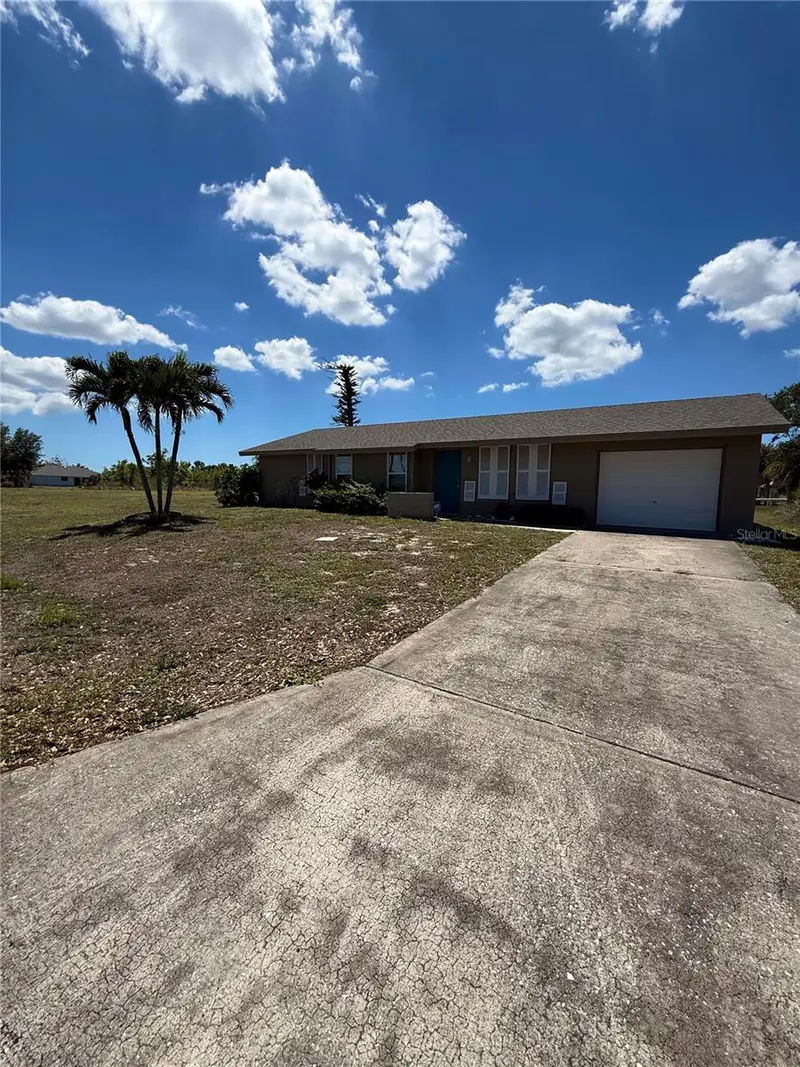 12884 Bacchus Rd, FL
