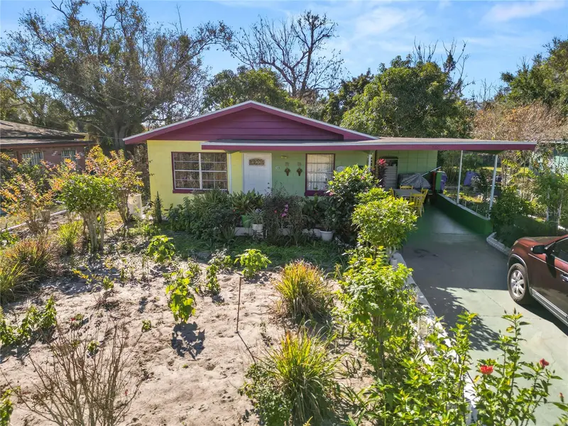 300 Avenue V Ne, FL