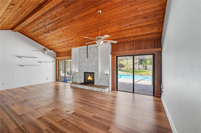 416 Haverlake Cir, FL