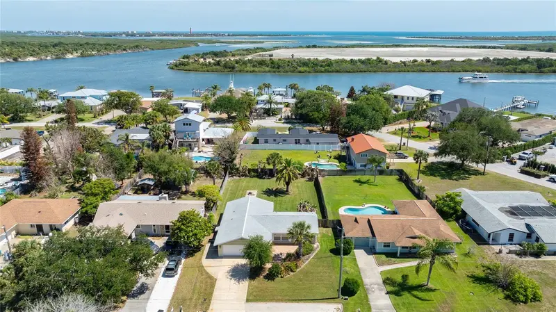 40 Cunningham Dr, FL