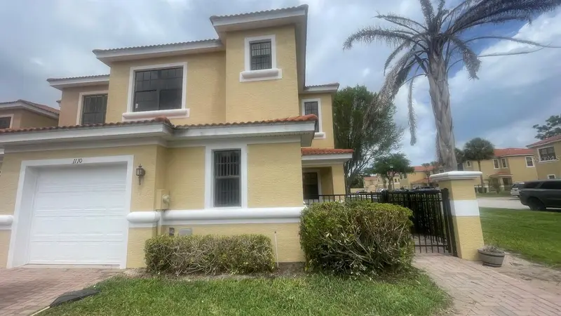1110 Chervil Dr, FL