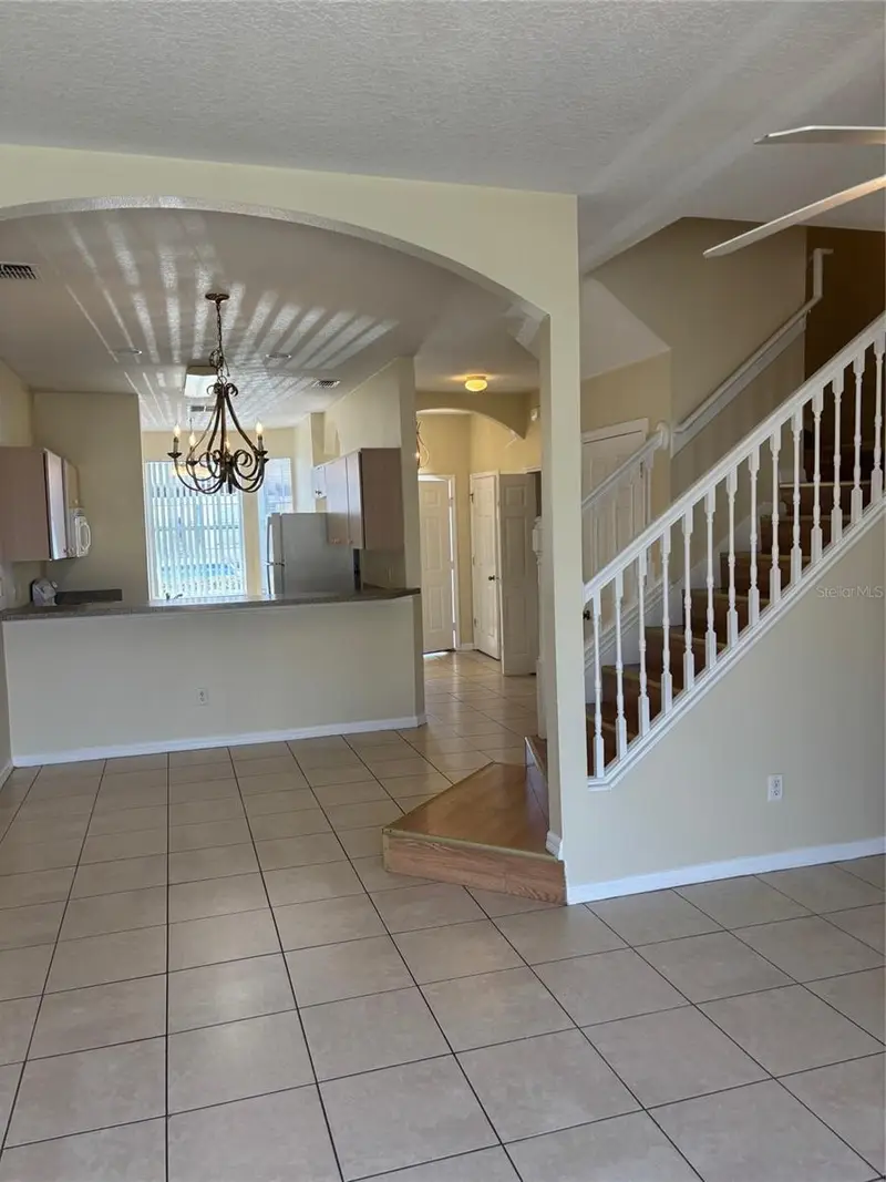 1237 S Beach Cir, FL