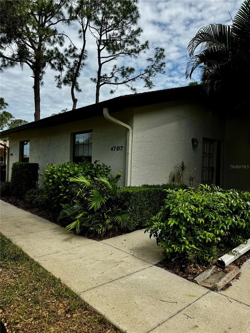 4707 Winslow Beacon #2, FL