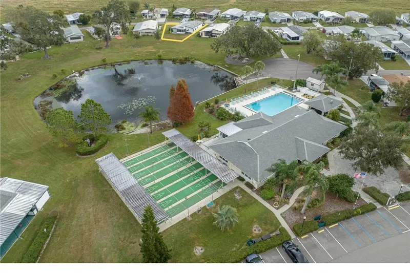 6114 Grand Oaks Dr Se, FL