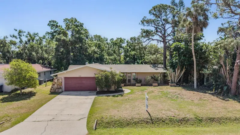 1124 Danny Dr, FL