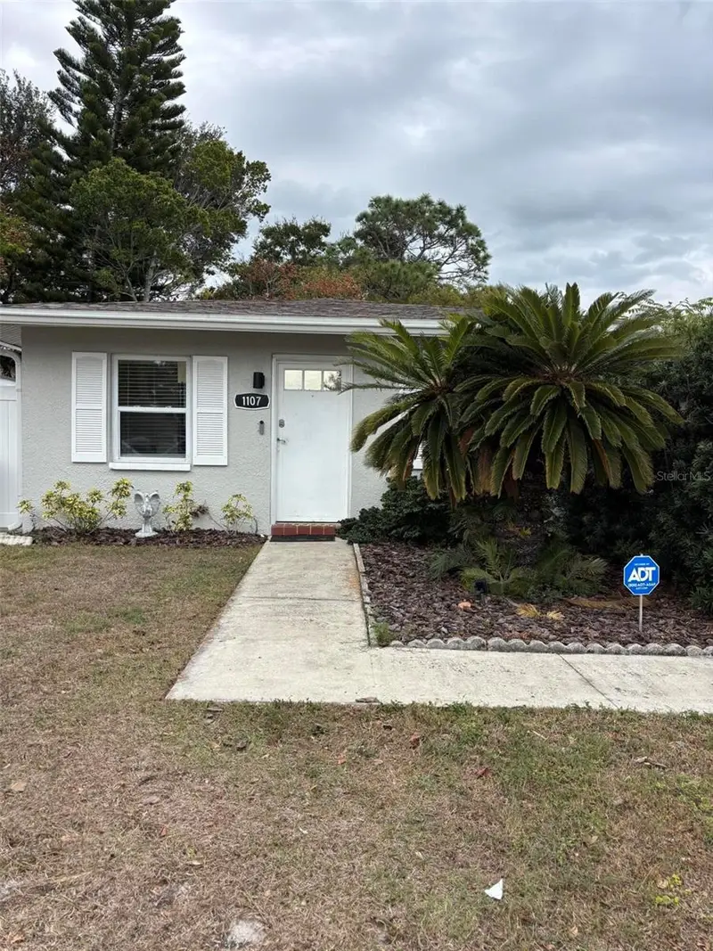 1105 Amble Ln, FL