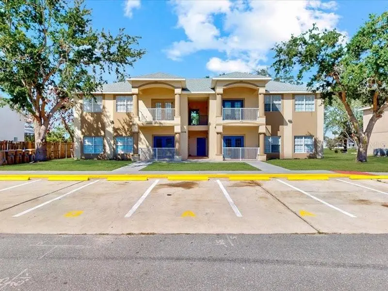 206 Majors Ln #A, FL