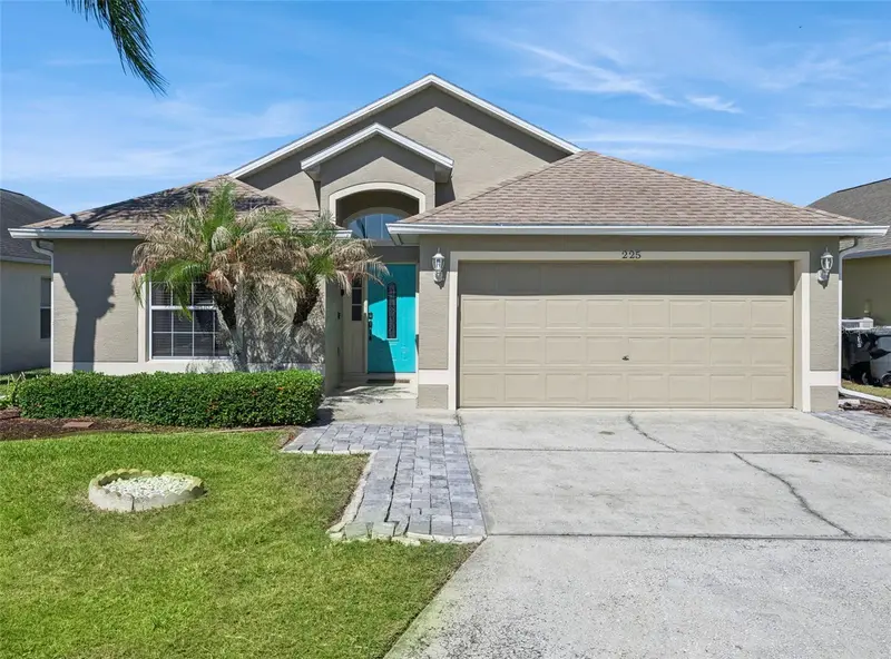 225 Tivoli Cir, FL