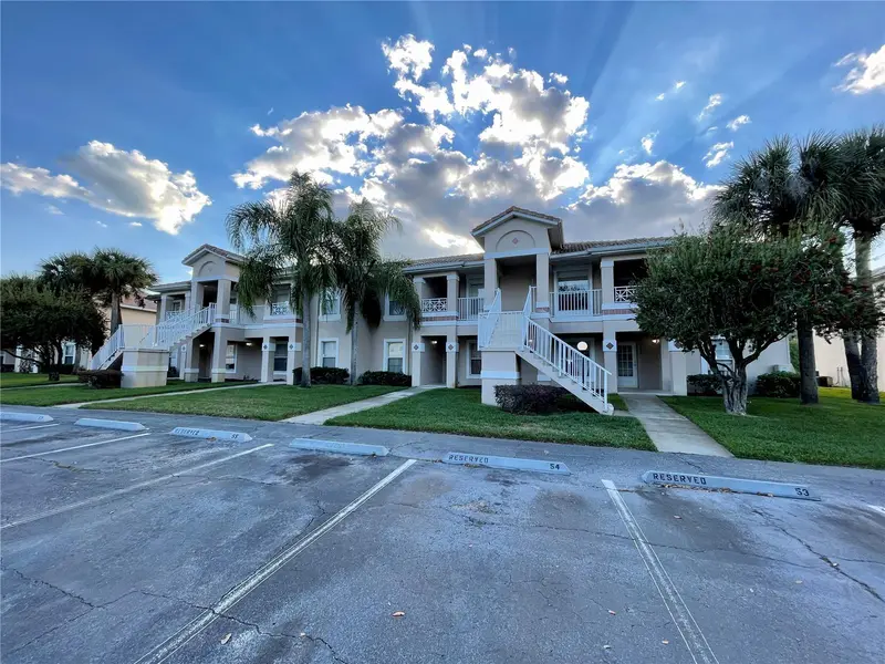 13348 Fairway Glen Dr #202, FL