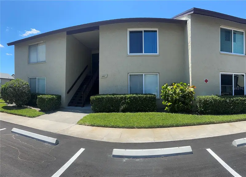 4215 E Bay Dr #1707a, FL