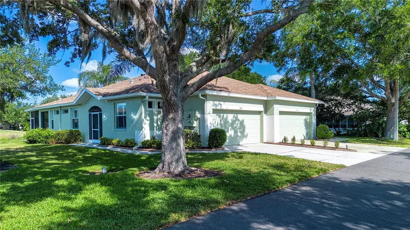 1205 Huntington Greens Dr, FL