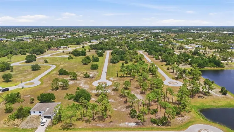 1 Topside Rd, FL